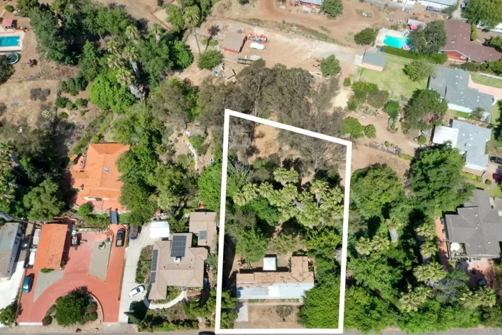 3862 Avocado Blvd, La Mesa, California 91941