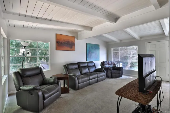 3862 Avocado Blvd, La Mesa, California 91941