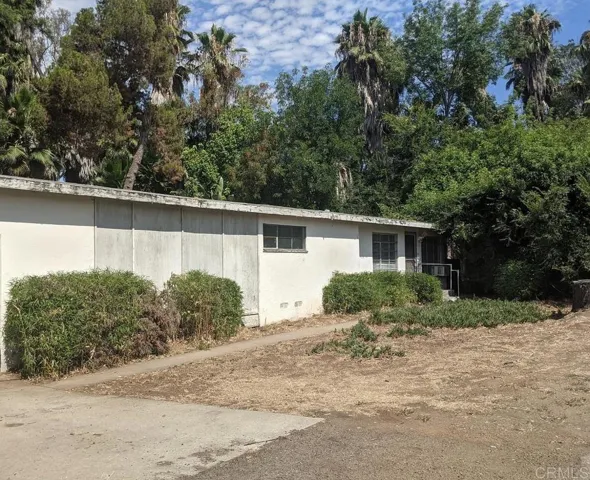 3862 Avocado Blvd, La Mesa, California 91941