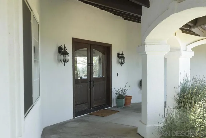 24385 Fuerte Rd., Temecula, California 92590