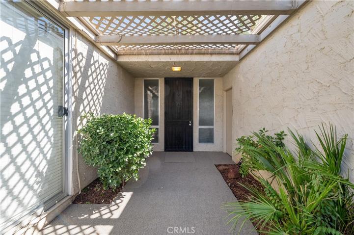 26063 Verde Grande Court, Menifee, California 92586