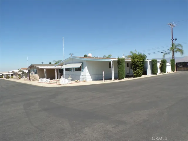 626 N Dearborn Street Unit 209, Redlands, California 92374