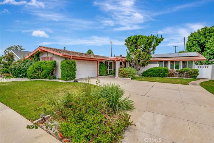 12746 Martha Ann Drive, Rossmoor, California 90720