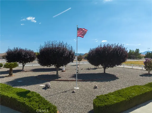 13428 Farmington Street, Oak Hills, California 92344