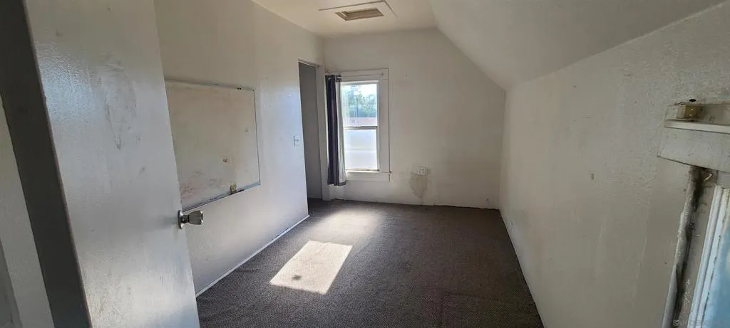 602 S C St, Perris, California 92570