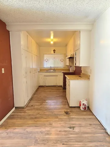 602 S C St, Perris, California 92570