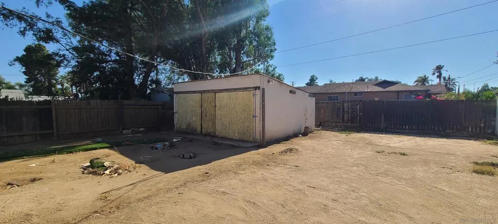 602 S C St, Perris, California 92570