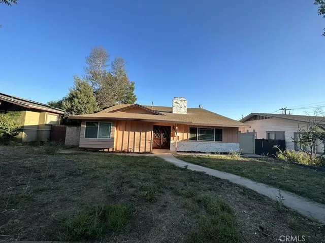 122 E 5th Street, San Dimas, California 91773
