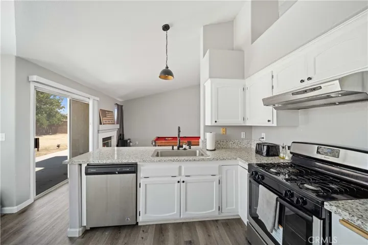 8825 Peach Avenue, California City, California 93505