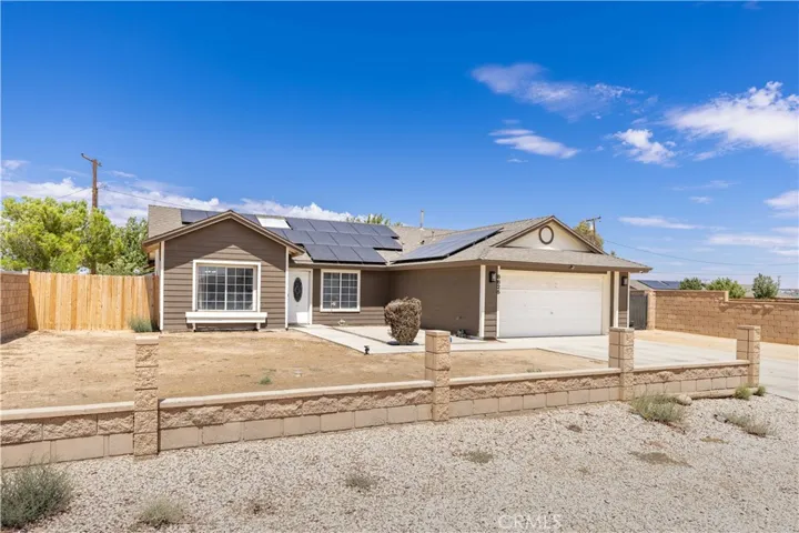 8825 Peach Avenue, California City, California 93505