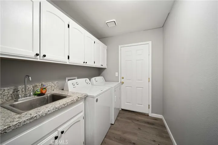 8825 Peach Avenue, California City, California 93505