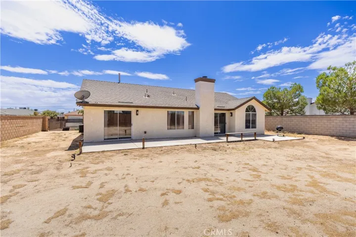 8825 Peach Avenue, California City, California 93505