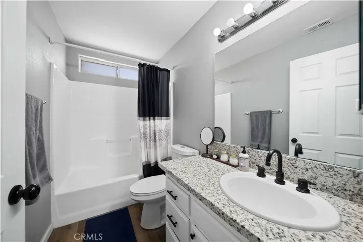 8825 Peach Avenue, California City, California 93505