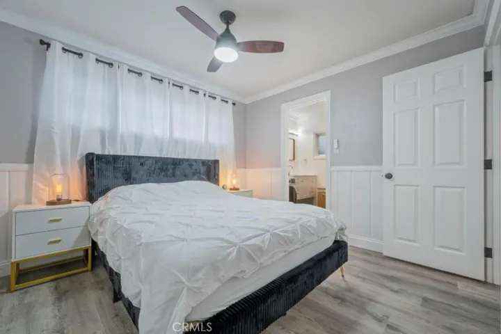 6960 Encino, Lake Balboa, California 91406