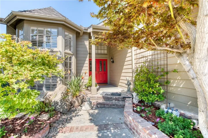 2727 W Bluff Avenue Unit 114, Fresno, California 93711