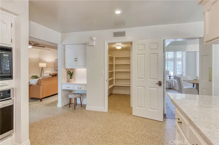 2727 W Bluff Avenue Unit 114, Fresno, California 93711