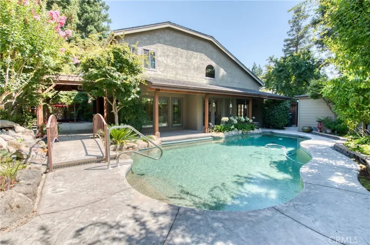 2727 W Bluff Avenue Unit 114, Fresno, California 93711
