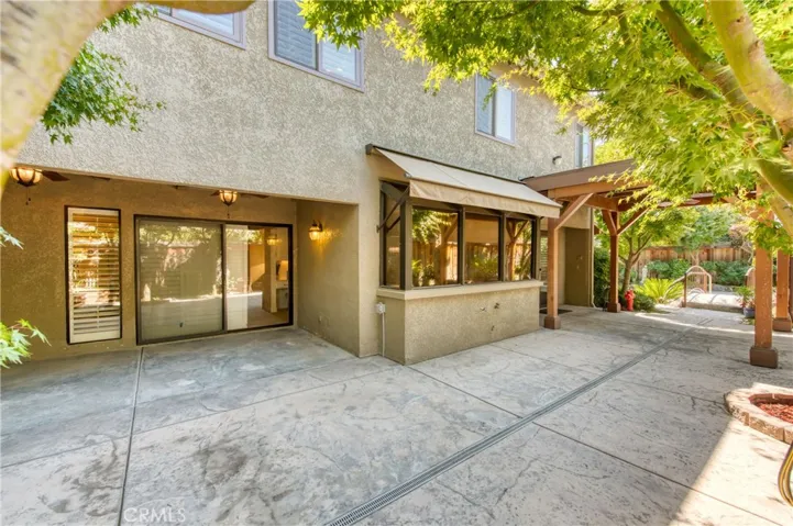 2727 W Bluff Avenue Unit 114, Fresno, California 93711