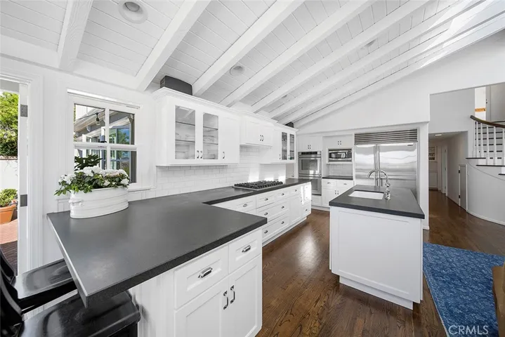 806 Emerald Bay, Laguna Beach, California 92651