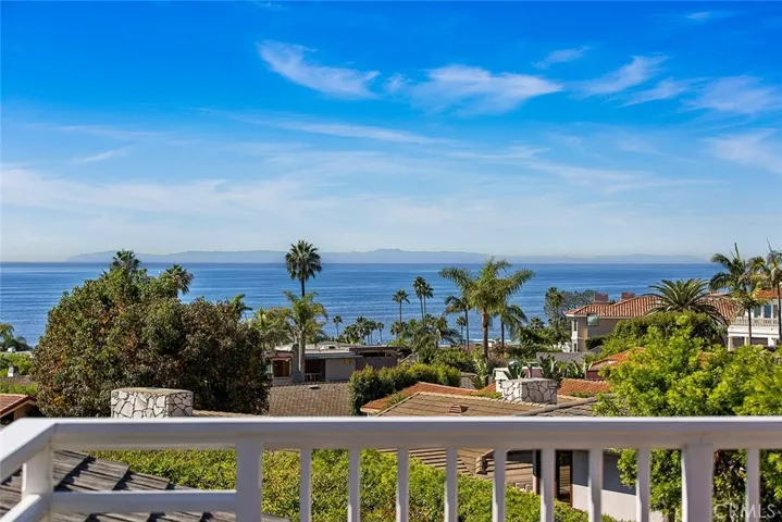 806 Emerald Bay, Laguna Beach, California 92651