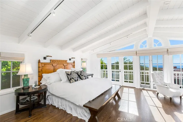 806 Emerald Bay, Laguna Beach, California 92651