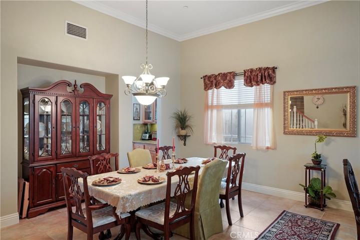 Formal Dinning Room