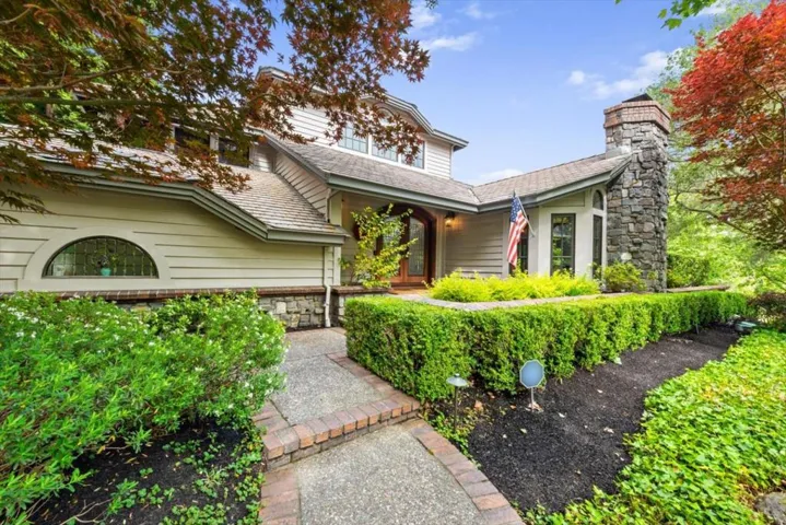 2 Blackhawk Club Court, Danville, California 94506