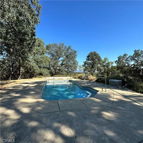 1295 Central Park Avenue, Lakeport, California 95453