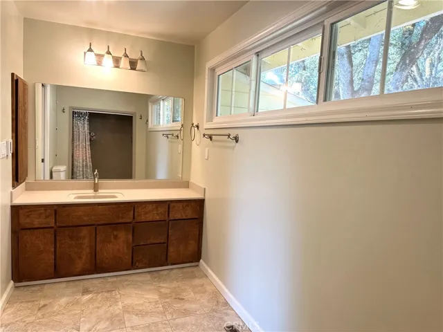 1295 Central Park Avenue, Lakeport, California 95453