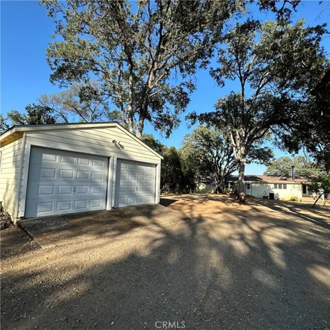 1295 Central Park Avenue, Lakeport, California 95453