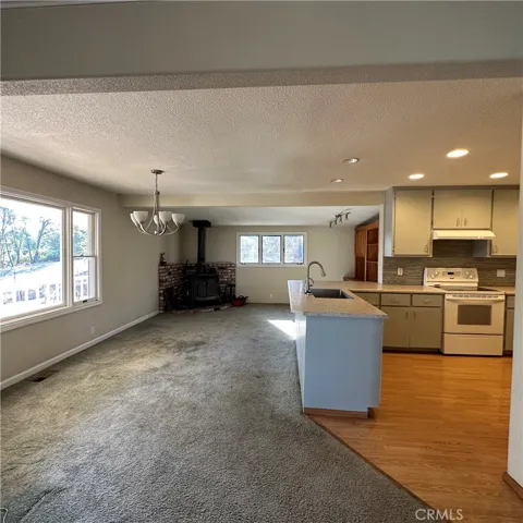 1295 Central Park Avenue, Lakeport, California 95453