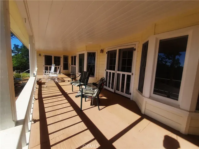 1295 Central Park Avenue, Lakeport, California 95453
