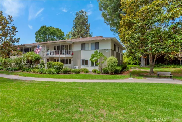 76 Calle Aragon Unit H, Laguna Woods, California 92637