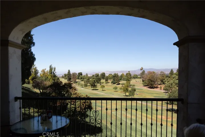 76 Calle Aragon Unit H, Laguna Woods, California 92637