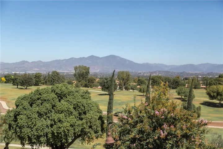 76 Calle Aragon Unit H, Laguna Woods, California 92637