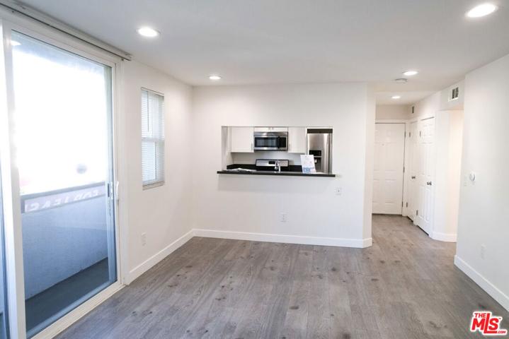 1943 Tamarind Avenue Unit 104, Los Angeles, California 90068