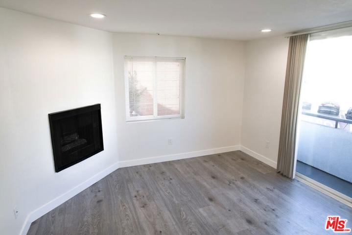 1943 Tamarind Avenue Unit 104, Los Angeles, California 90068