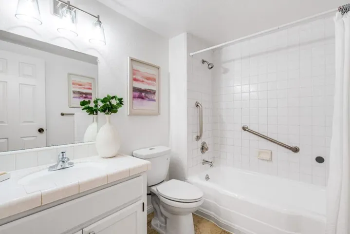 727729 Middlefield Road, Palo Alto, California 94301