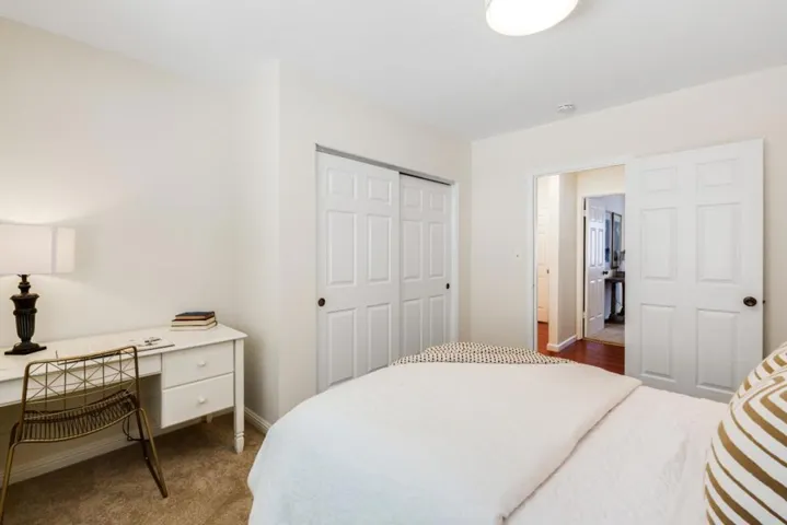 727729 Middlefield Road, Palo Alto, California 94301