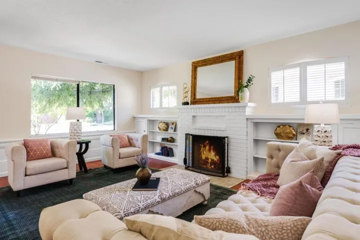 727729 Middlefield Road, Palo Alto, California 94301