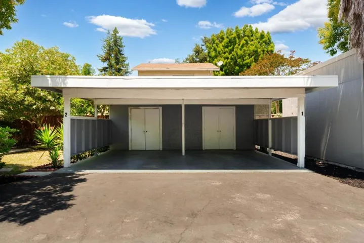727729 Middlefield Road, Palo Alto, California 94301