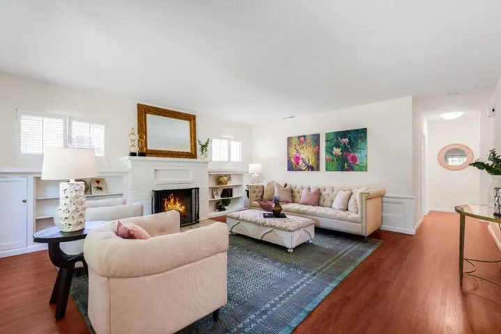 727729 Middlefield Road, Palo Alto, California 94301