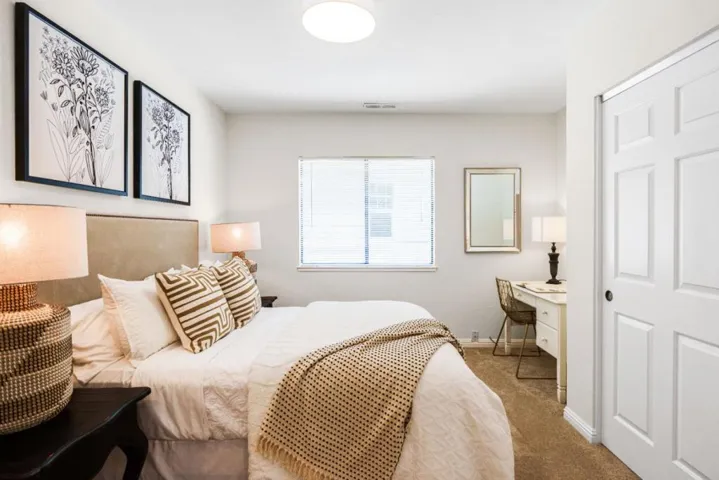 727729 Middlefield Road, Palo Alto, California 94301