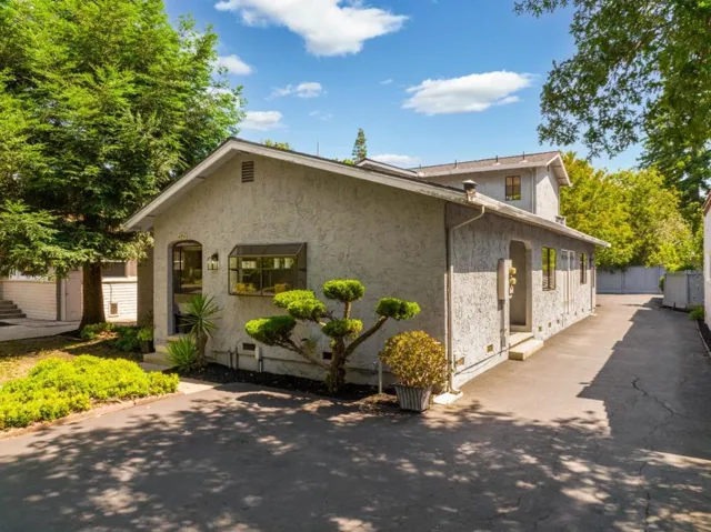727729 Middlefield Road, Palo Alto, California 94301