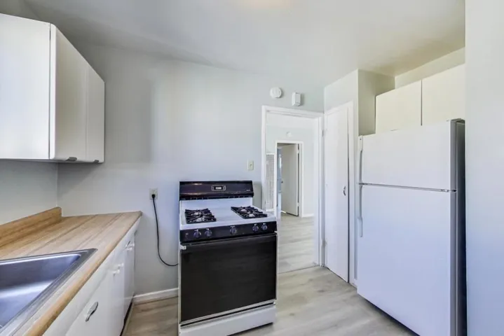 970 Magnolia Avenue, Millbrae, California 94030