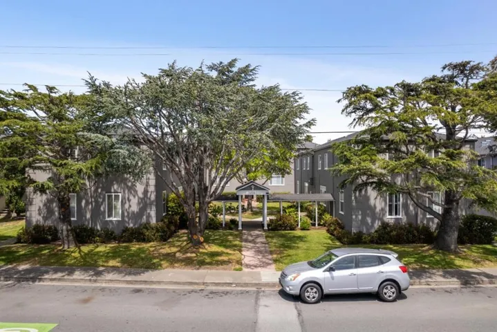 970 Magnolia Avenue, Millbrae, California 94030