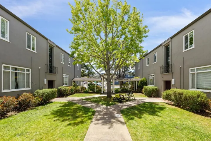 970 Magnolia Avenue, Millbrae, California 94030