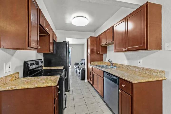 26897 Huntwood Avenue Unit 4, Hayward, California 94544