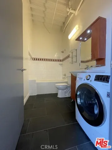 312 W 5th Street 902, Los Angeles, California 90013