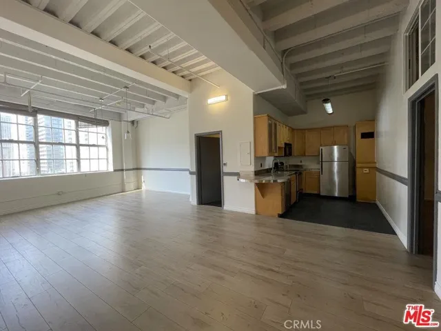 312 W 5th Street 902, Los Angeles, California 90013
